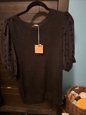 Blu Pepper Black Puff-Sleeve Textured Knit Top